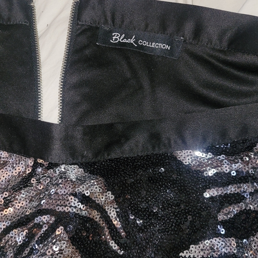 Black Collection Silver Sequins Mini Skirt Size S - Picture 3 of 4